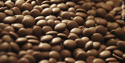 Callebaut 811 Belgian Dark Couverture Chocolate Semisweet Callets, 2.5 kg -54.5% - 5.5 Lbs